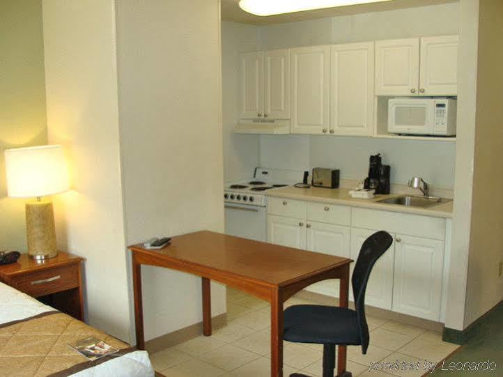 Extended Stay America Suites - Philadelphia - Mt Laurel - Pacilli Place Mount Laurel Eksteriør billede